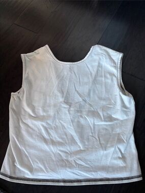 Elodie White Sleeveless Tank Top with Contrast Hem